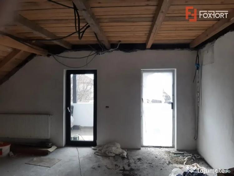 Casă cu 5 camere cu Teren 720 Mp în Ciarda Roșie
