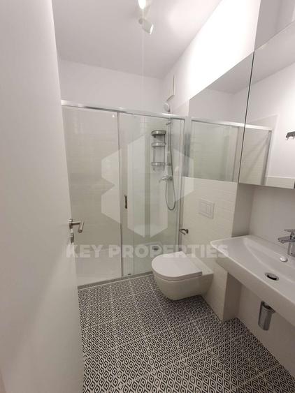 Apartament cu 2 camere semidecomandat, mobilat în Aviației