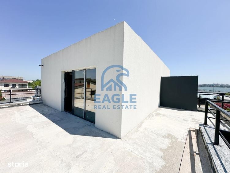 Casă cu 4 camere în Palazu Mare