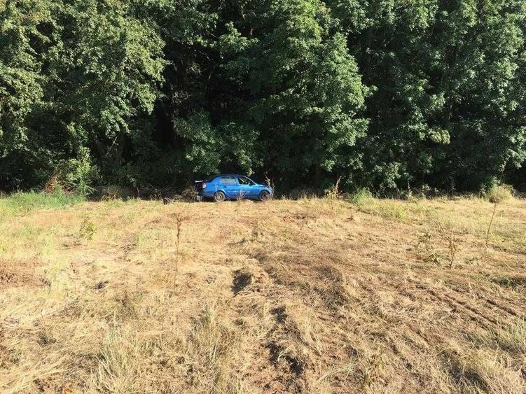 Teren de 900 mp, în Brănești