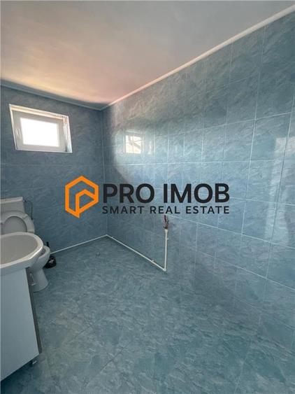 Casă individuală cu 6 camere cu Teren 207 Mp în 1 Decembrie