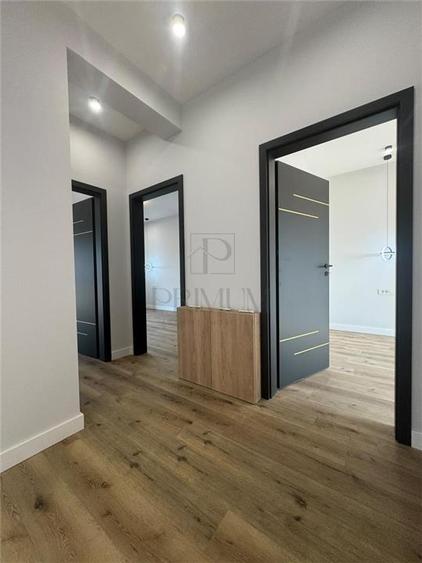 Duplex cu 4 camere cu Canalizare în Moșnița Nouă