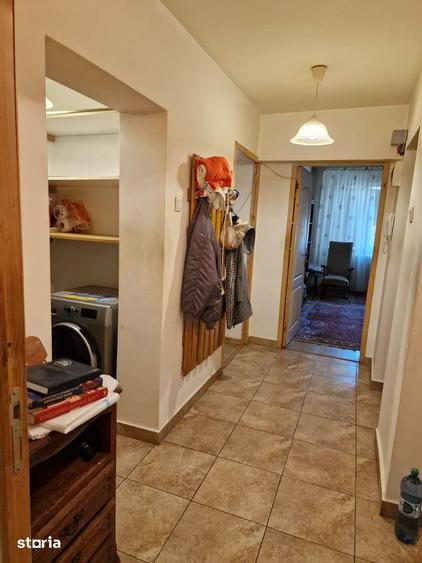 Apartament cu 3 camere decomandat în Tătărași