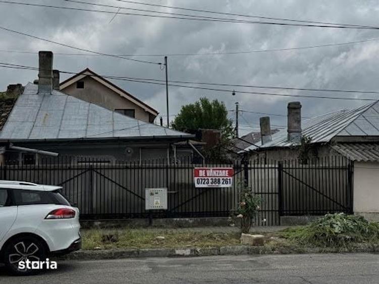 Casă cu 2 camere cu Teren 49 Mp în Central