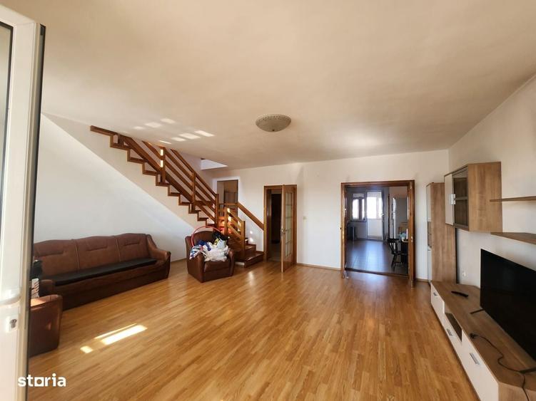 Apartament cu 4 camere decomandat în Craiovei