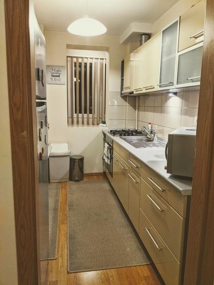 Apartament cu 3 camere decomandat, mobilat în Olimpia-Stadion