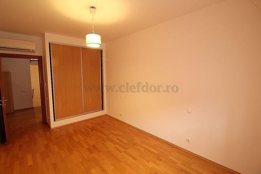Casă cu 7 camere cu Piscina în Pipera