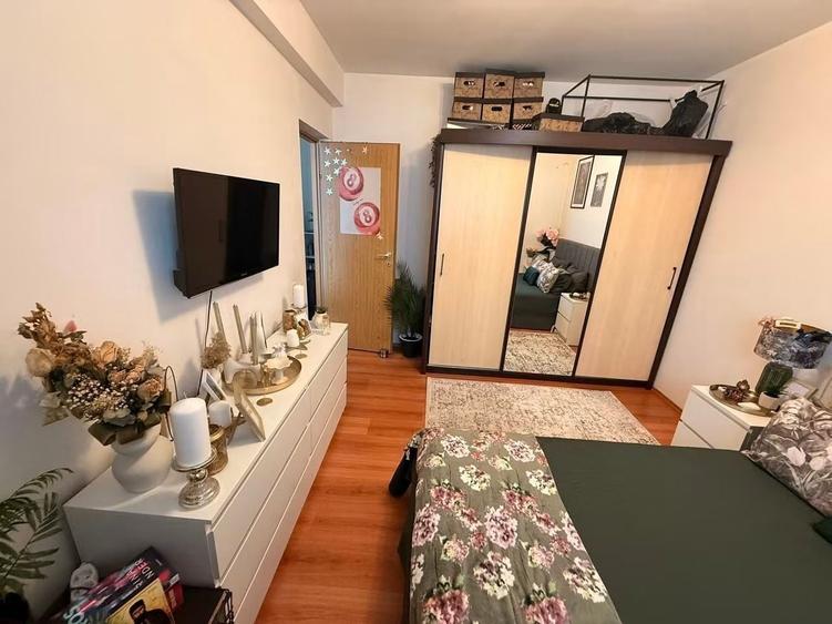 Apartament cu 2 camere semidecomandat în Florești