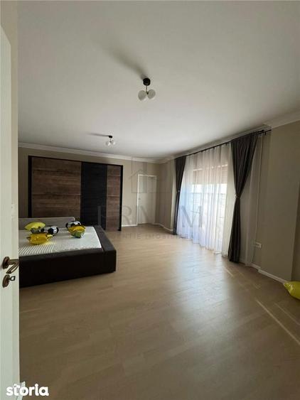 Apartament cu 4 camere decomandat, mobilat în Giroc