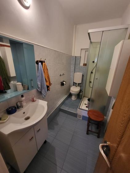 Casă individuală cu 5 camere cu Canalizare în Gara Veche