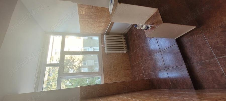 Garsonieră decomandată în Rogerius
