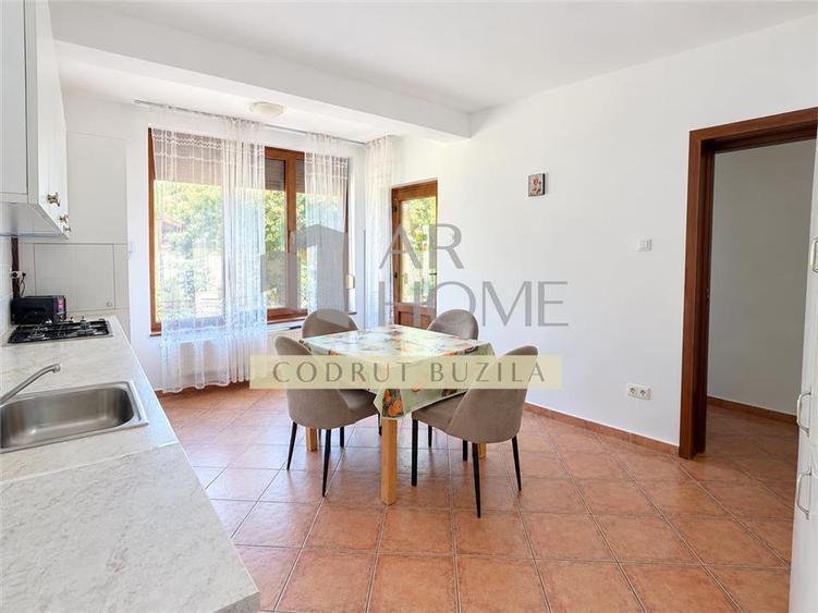 Casă individuală cu 4 camere cu Teren 300 Mp în Ultracentral