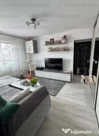 Apartament cu 2 camere semidecomandat în Florilor