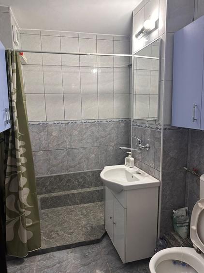 Apartament cu 2 camere decomandat în Tudor