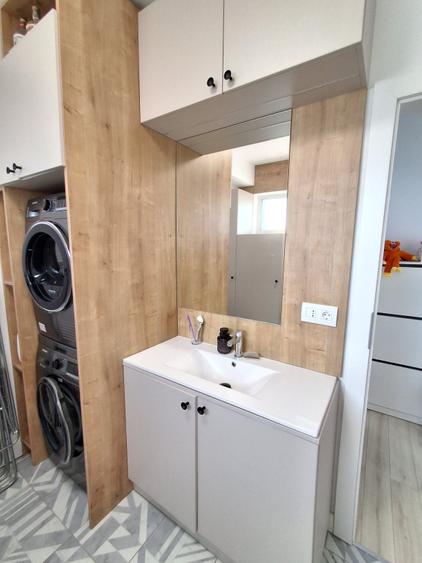 Duplex cu 4 camere cu Canalizare în Iris