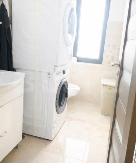 Casă cu 4 camere cu Teren 485 Mp în Central