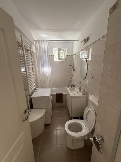 Apartament cu 2 camere nedecomandat în Central