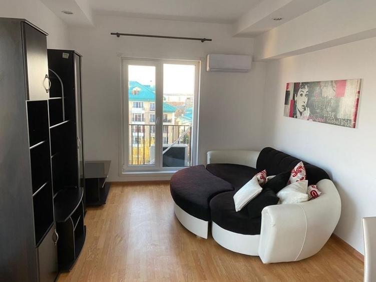 Apartament cu 2 camere decomandat în Crețuleasca