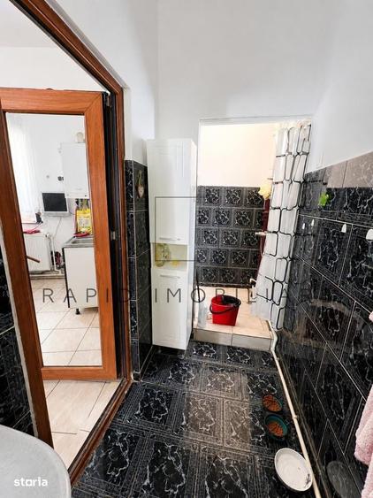 Casă cu 3 camere semidecomandat în Gării