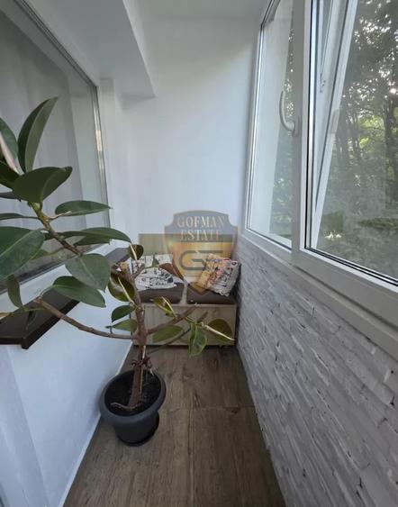 Apartament cu 4 camere în Tomis Nord
