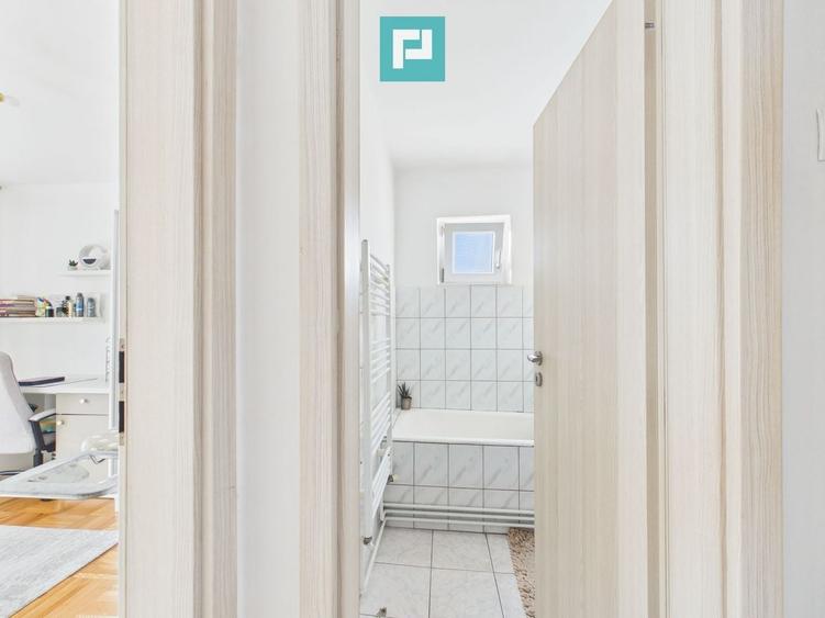 Apartament cu 5 camere decomandat, mobilat în Aurel Vlaicu