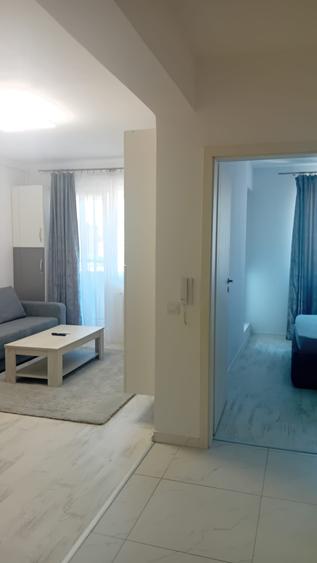 Apartament cu 2 camere semidecomandat în Militari
