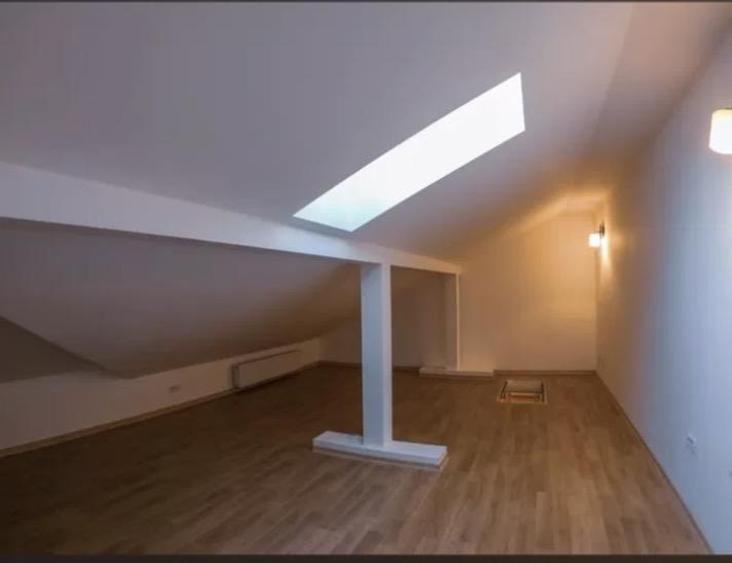 Apartament cu 2 camere decomandat în Lipovei