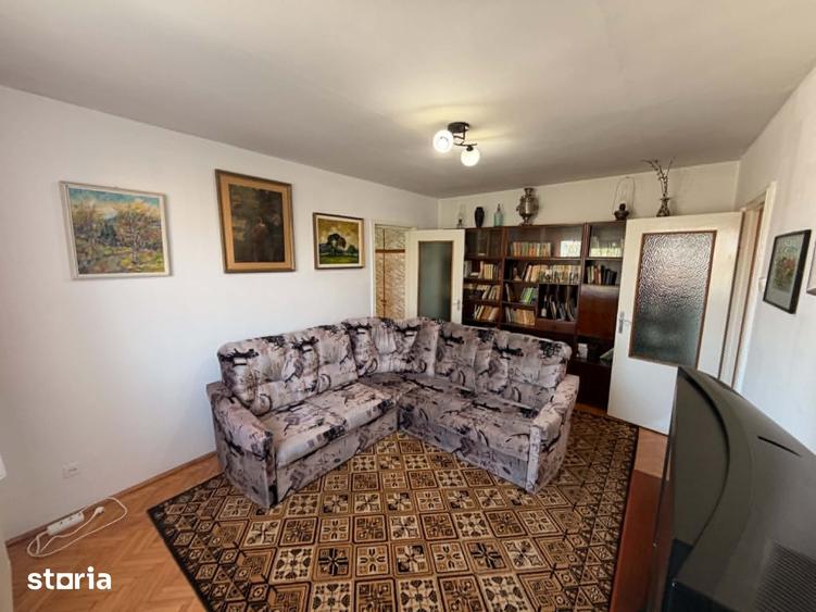 Apartament cu 4 camere în Libertății