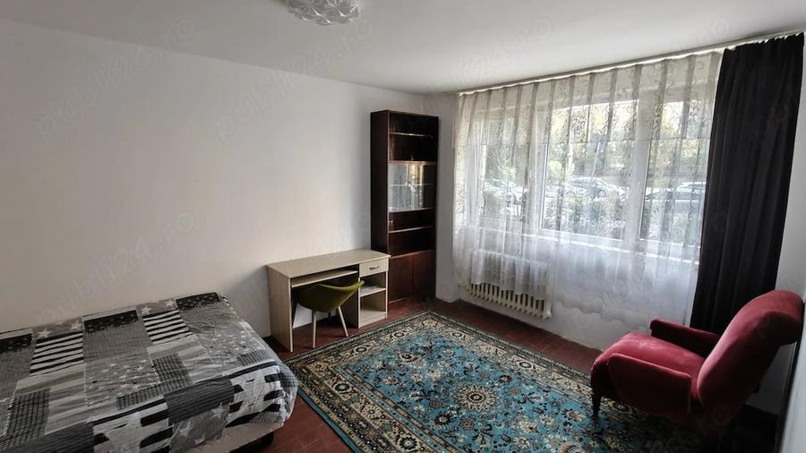 Garsonieră decomandată în Grigorescu