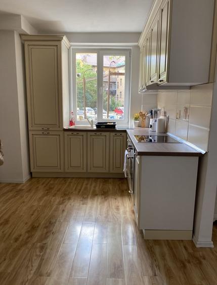 Apartament cu 2 camere semidecomandat în Horea