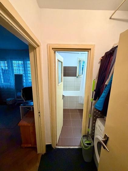 Apartament cu 2 camere semidecomandat, mobilat în Nicolina
