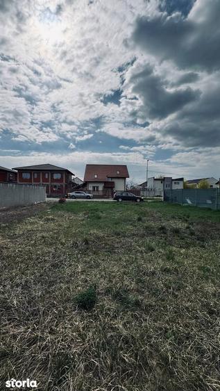 Teren de 640 mp, în Dumbrăvița