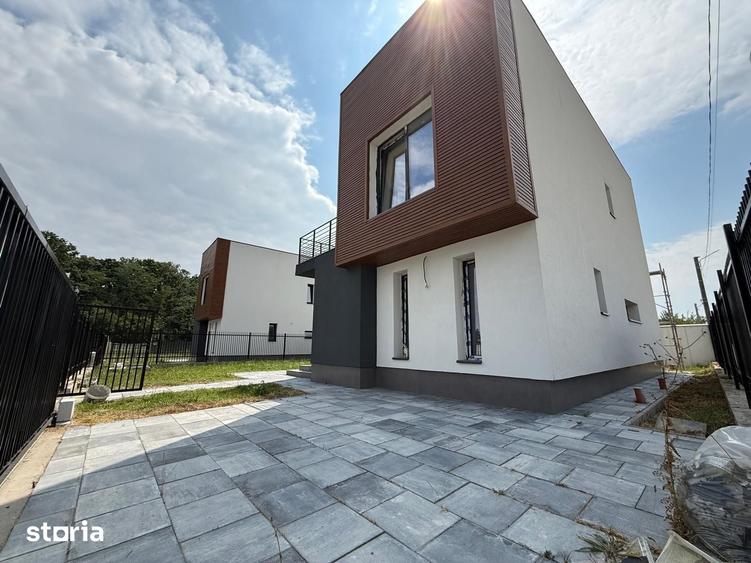 Casă cu 4 camere cu Teren 419 Mp în Corbeanca