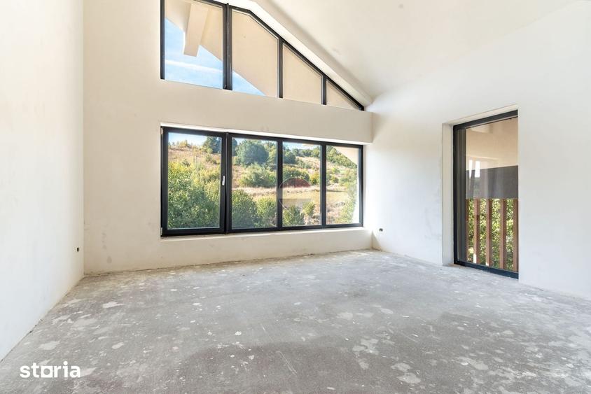 Casă cu 6 camere cu Teren 600 Mp în Feleacu