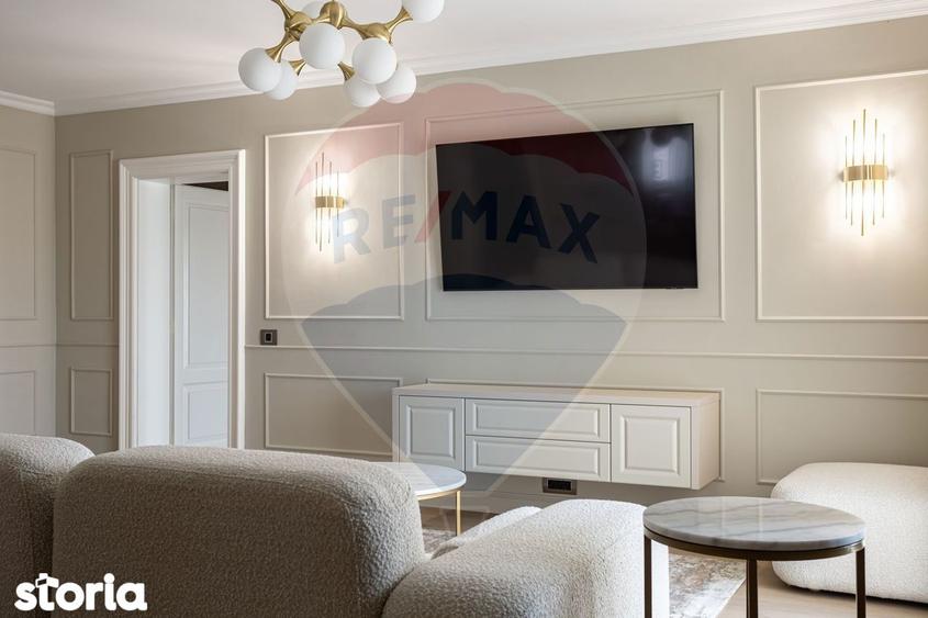Apartament cu 3 camere, mobilat în Subcetate