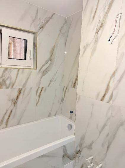 Apartament cu 3 camere decomandat în Micro 19