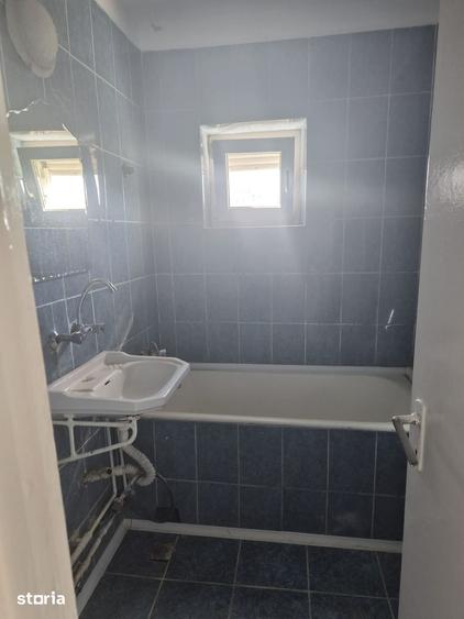 Apartament cu 2 camere decomandat în Dâmbu Pietros
