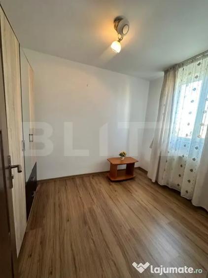 Apartament 2 camere, zona micro 1 - 5