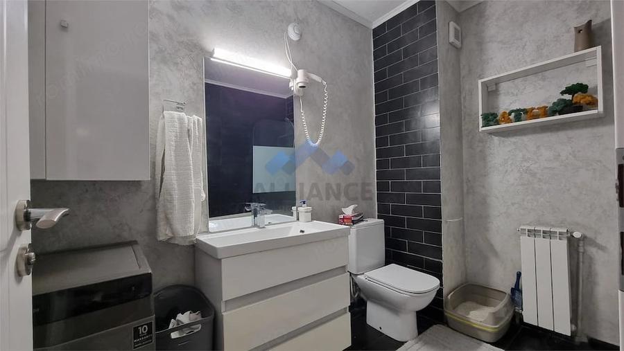 Apartament cu 3 camere în Filiași