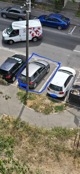 Garsonieră decomandată în Rogerius