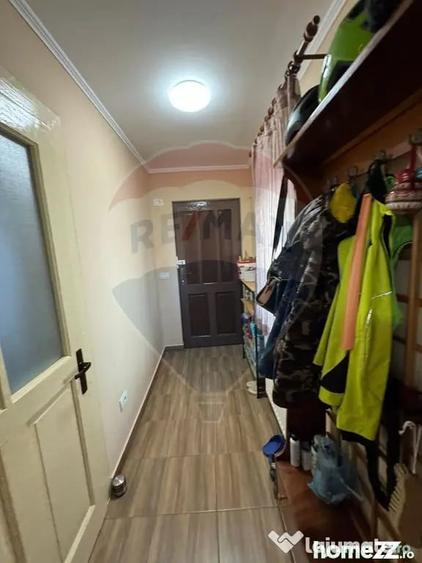 Casă cu 5 camere cu Teren 1268 Mp în Nord