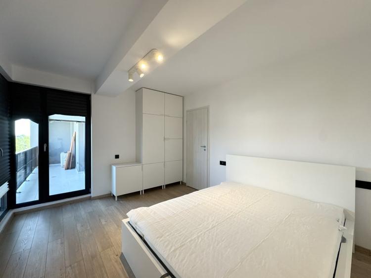 Apartament cu 2 camere decomandat, mobilat în Vest