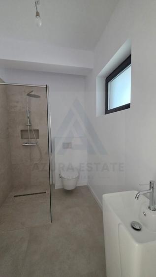 Casă individuală cu 5 camere cu Canalizare în Șelimbăr