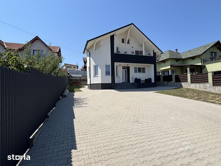 Casă cu 5 camere cu Teren 500 Mp în Apahida