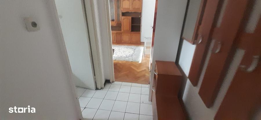 Bd-dul Regele Mihai 1, zona centrala, 2 camere, etaj 1 - 3