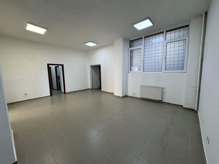 Spațiu comercial, de 100 mp, în Ștefan cel Mare