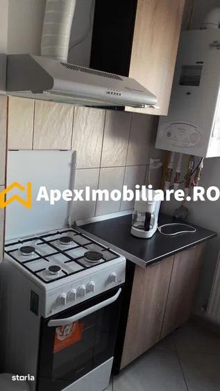 Apartament cu 2 camere semidecomandat, mobilat în Ghencea