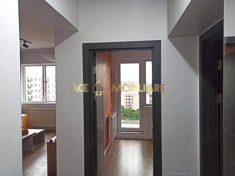 Apartament cu 2 camere semidecomandat, mobilat în Regie