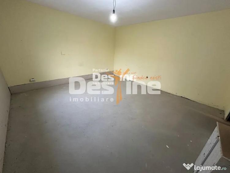 Casă cu 3 camere cu Teren 450 Mp în Central