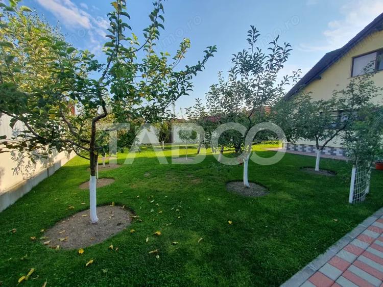 Casă cu 5 camere cu Piscina în Făgăraș